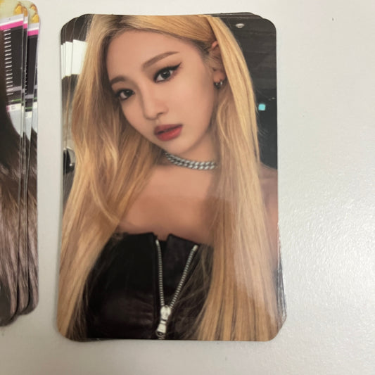 aespa Official Album Girls Photocard 4 Type Ningning Gieselle Karina Winter - 26.06.09