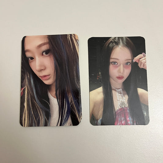aespa Official Album MY WORLD Green Ver Photocard 2 Type Winter Gieselle - 26.06.08