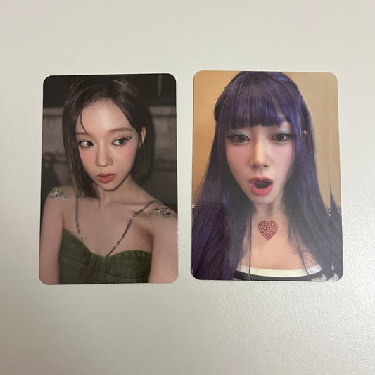 aespa Official Album MY WORLD Red Ver Photocard 2 Type Winter Gieselle - 26.06.08