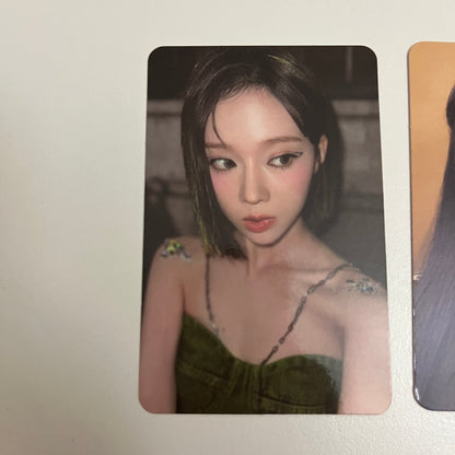 aespa Official Album MY WORLD Red Ver Photocard 2 Type Winter Gieselle - 26.06.08