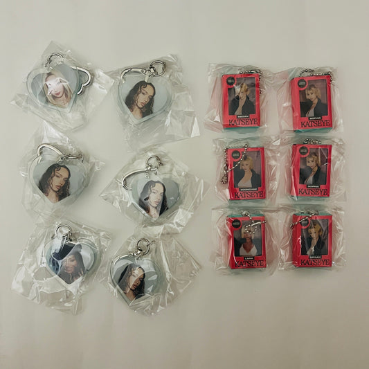 KATSEYE Keyring WILD Pop-Up MD Official Random Acrylic Miniature 7 Type - 26.08.20