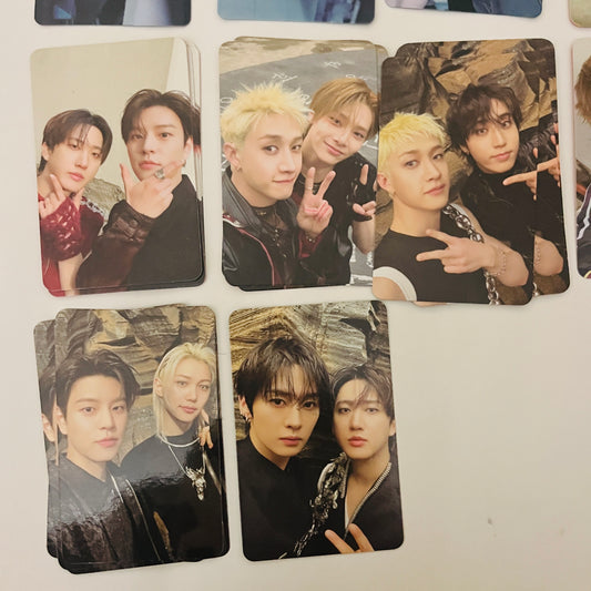 Stray Kids Photocard Official Album THIS & THAT Photobook Ver 5 Type - 26.08.20