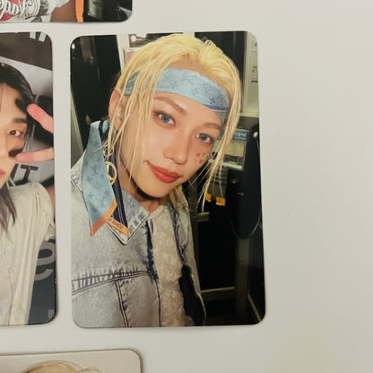 Stray Kids Photocard Official Album THIS & THAT 13 Type - 26.08.20